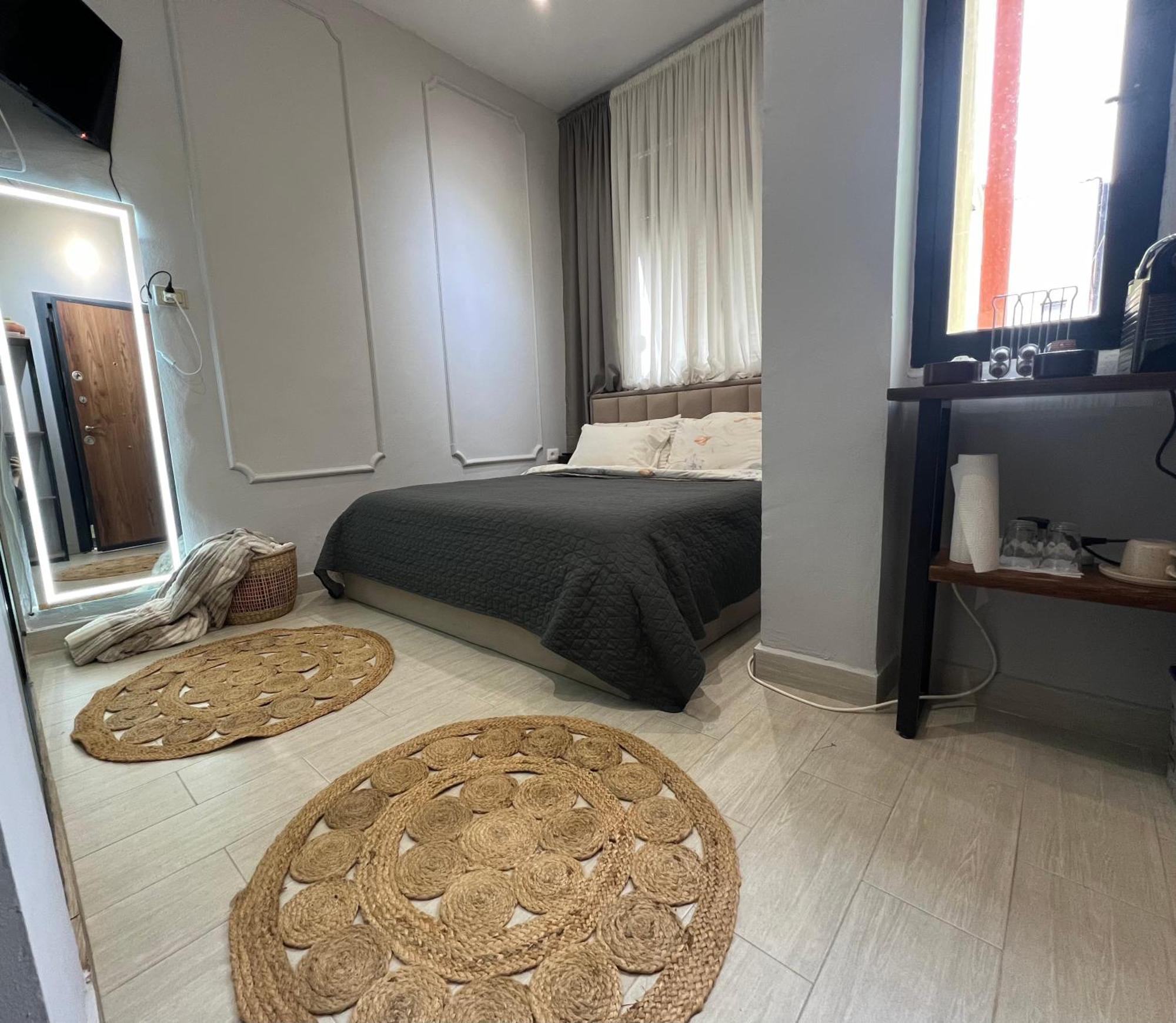 Blloku Tirana Studio Εξωτερικό φωτογραφία
